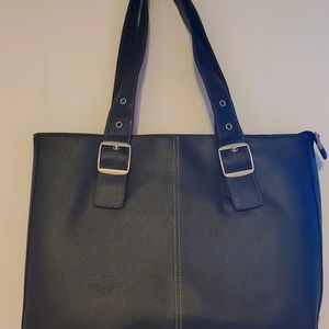Brand new without tag tote